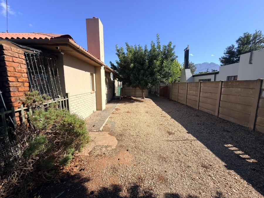 3 Bedroom Property for Sale in Rouxpark Western Cape